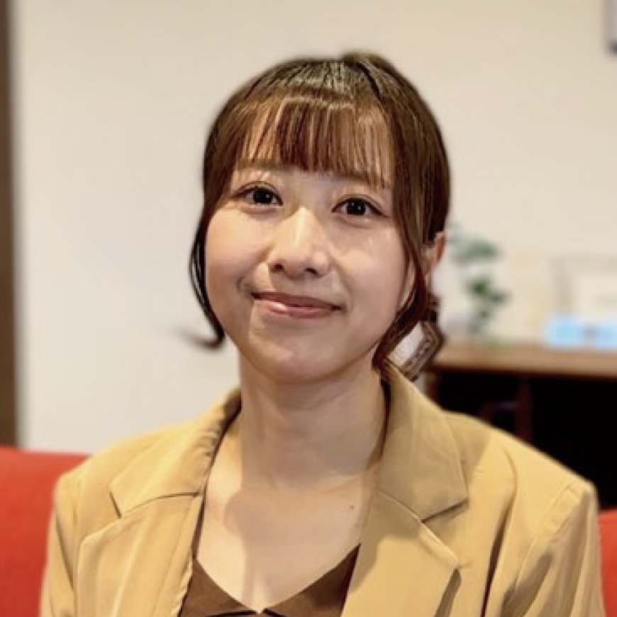 餅原 秀希 氏